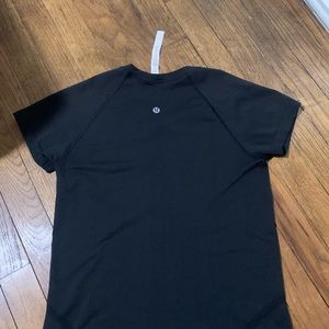 Lululemon Swiftly Tech